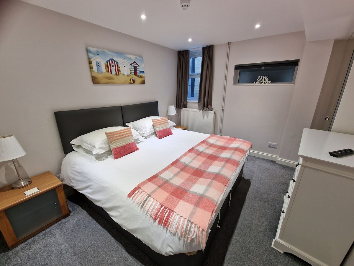 A double room at Kimberley Guest House, Whitby